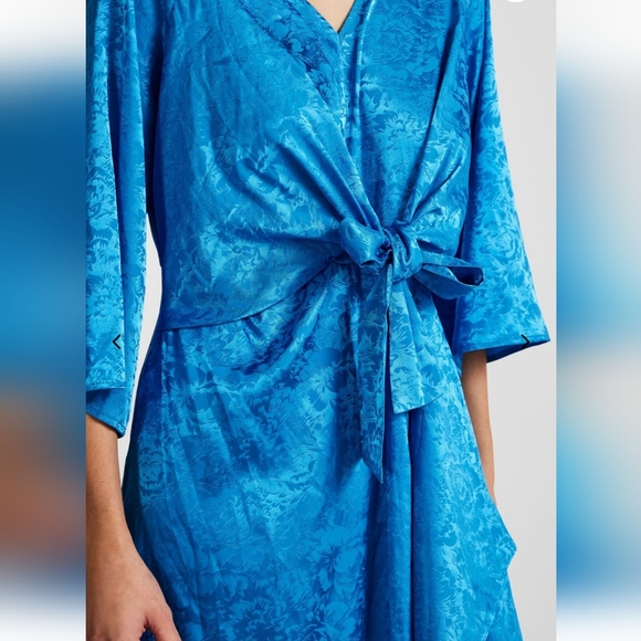 NWT Y.A.S beautiful dress - Picture 7 of 9